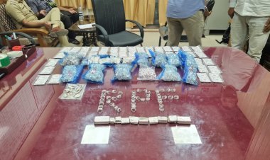 जोधपुर : आरपीएफ की बड़ी कार्यवाही 95 लाख नगदी व 11 किलो चाॅदी कीमत 8.61 लाख पकड़ी