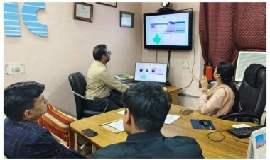 ईवीएम मशीनों का प्रथम रेण्डमाईजेशन संपन्न