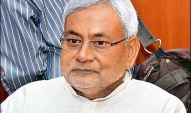 बिहार सीएम नीतीश कुमार ने मांगी माफी, भाजपा इस्तीफे पर अड़ी  