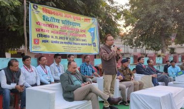 धौलपुर : पीठासीन अधिकारियों एवं प्रथम मतदान अधिकारियों के प्रशिक्षण शिविर का किया निरीक्षण  