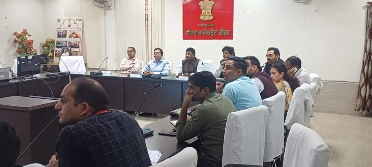 दौसा : ईवीएम व वीवीपेट का द्वितीय रेंडमाइजेशन सम्पन्न  