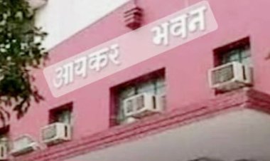 रांची/धनबाद : कांग्रेस सांसद धीरज साहू कैशकंड के बाद आयकर विभाग की धनबाद के शराब कंपनी में छापेमारी जारी  