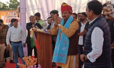 उप मुख्यमंत्री प्रेमचंद बैरवा ने सभी जिला स्तरीय अधिकारियों के साथ ली बैठक  