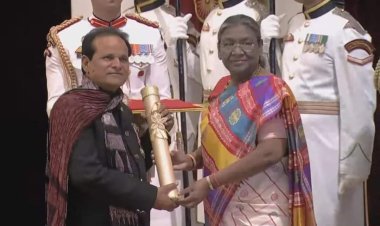 बीकानेर निवासी मोहम्मद बंधु पद्मश्री से सम्मानित— मांड गायकी से राजस्थान का दुनिया भर में नाम रोशन करने के लिए पद्मश्री से किया सम्मानित  