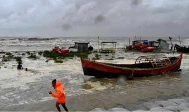 भीषण तबाही मचाने आ रहा चक्रवाती तूफान 'रेमल', बांग्लादेश और बंगाल के तटों से देर रात टकराएगा  