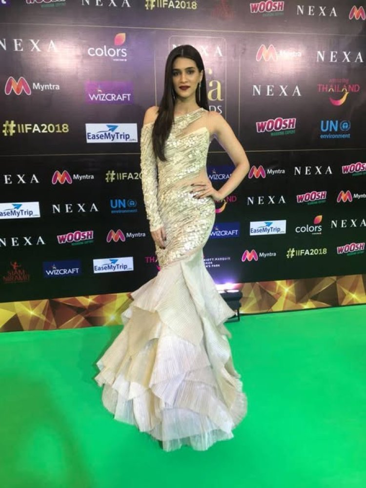 Kriti Sanon Gears Up for a Show-Stopping Performance at IIFA’s 25th Edition in Jaipur, Rajasthan