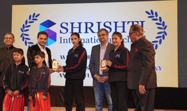 सृष्टि एजुकेशन ग्रुप का वार्षिकोत्सव कार्यक्रम आयोजित