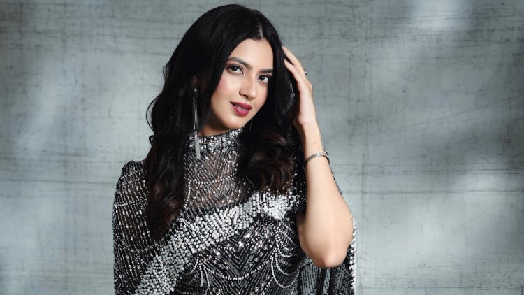 कशिका कपूर ने जीते फ़िल्ममेकर्स के दिल: उनकी आने वाली फ़िल्मों के निर्देशक बोले — ‘वो वह करिश्मा है जो पूरी फिल्म को उठा ले जाती है’